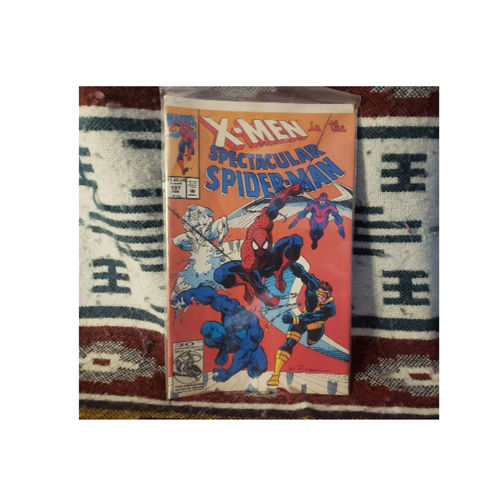 X-MEN in The Spectacular Spider-man #197 Comic Book VINTAGE
